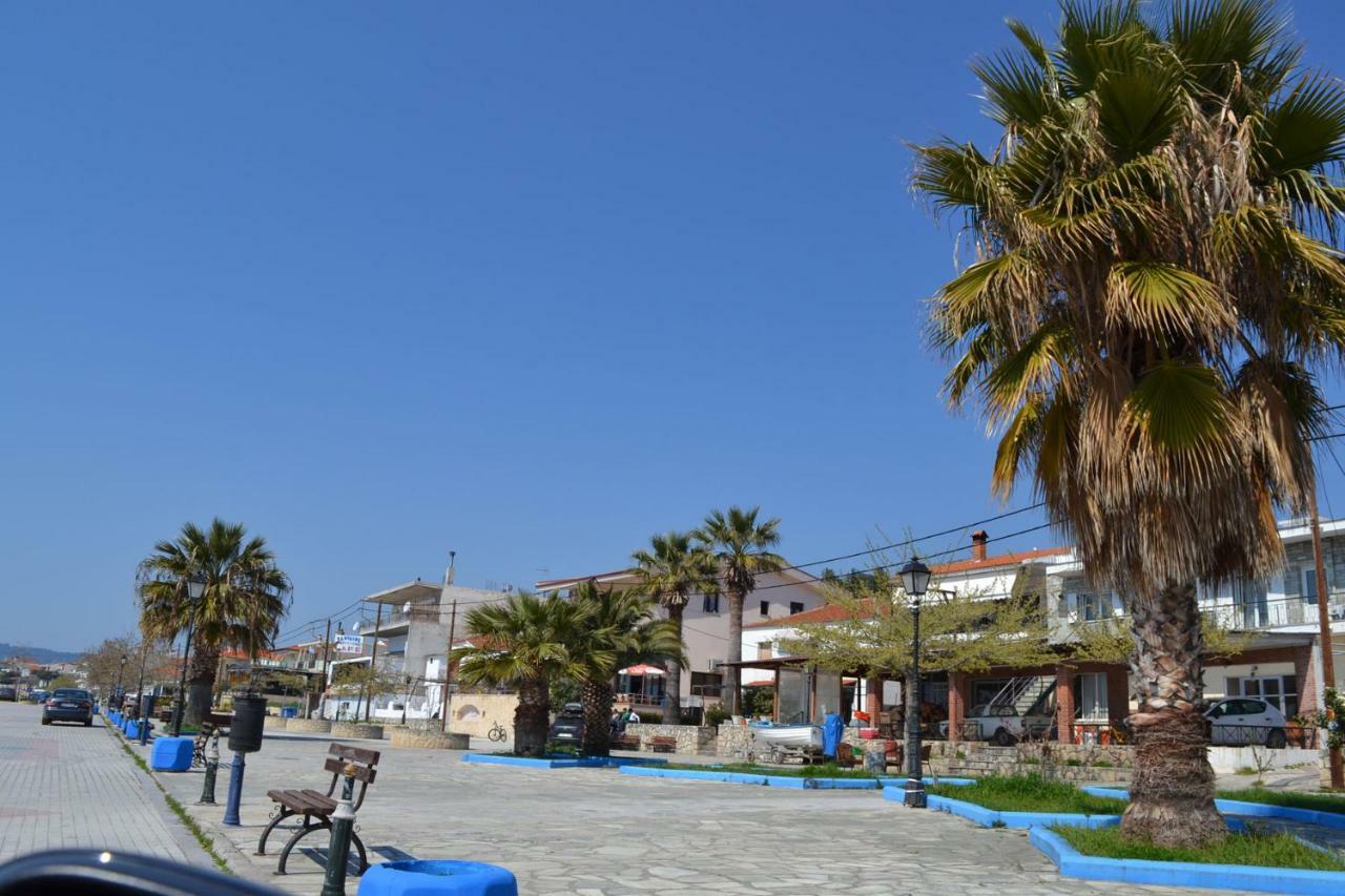 ניאה סקיוני Roses Rt Apartments Skioni II מראה חיצוני תמונה