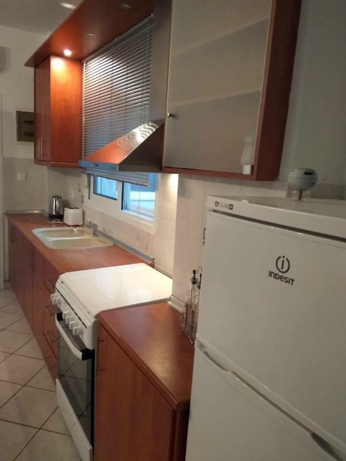 ניאה סקיוני Roses Rt Apartments Skioni II מראה חיצוני תמונה
